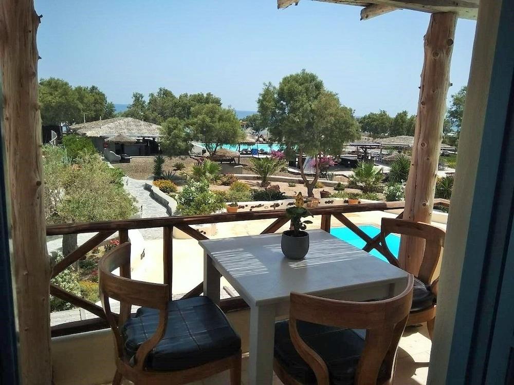 פריסה Black Rose Beach Suites מראה חיצוני תמונה
